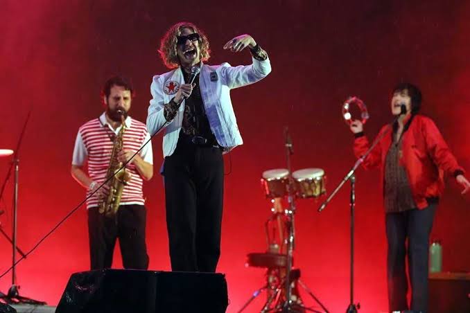 Bandalos Chinos live performance